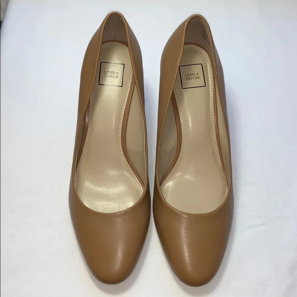 New Women's Lord & Taylor Nude Leather Pump Heels - Picture 3 of 11